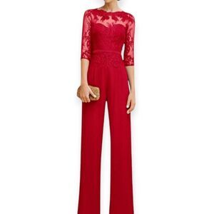 AMAZON RED LACE BODICE JUMPSUIT SZ.S EUC.